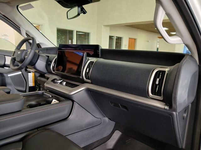 New 2025 Ford Expedition Active AWD/4WD image 36