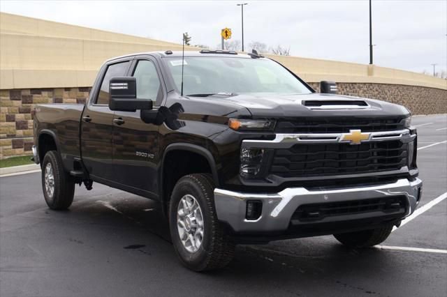 New 2026 Chevrolet Silverado 3500 LT w/ Safety Package image 10