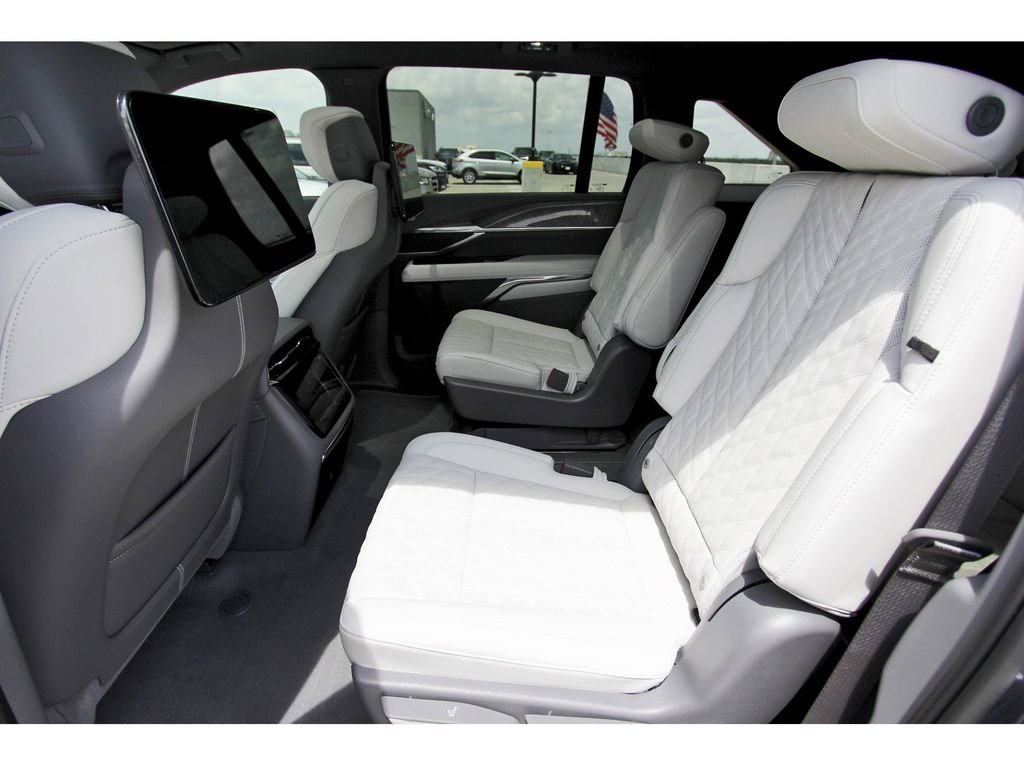 New 2026 Cadillac Escalade IQ Luxury 1 AWD/4WD image 7