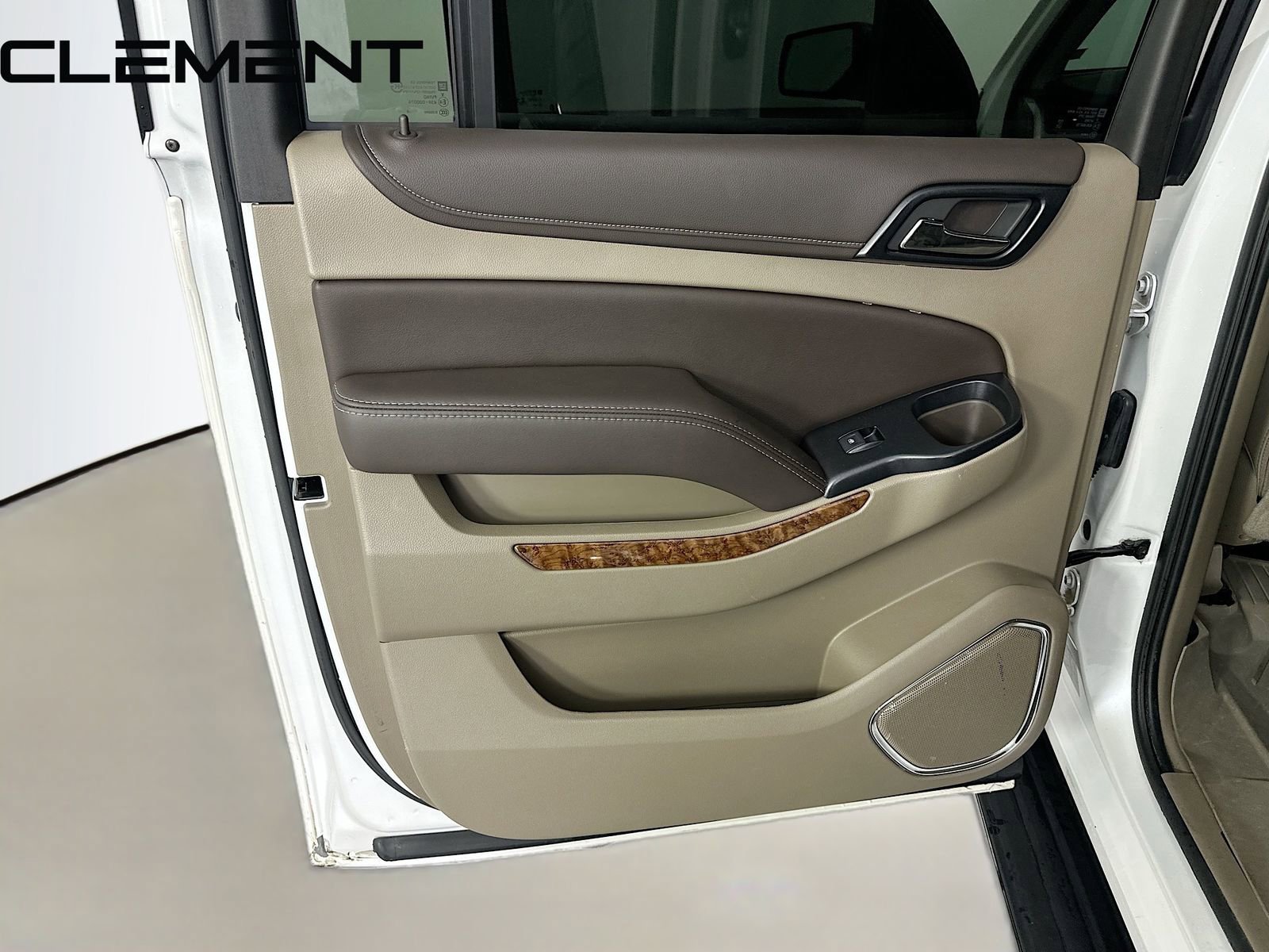 Used 2020 Chevrolet Suburban Premier image 33