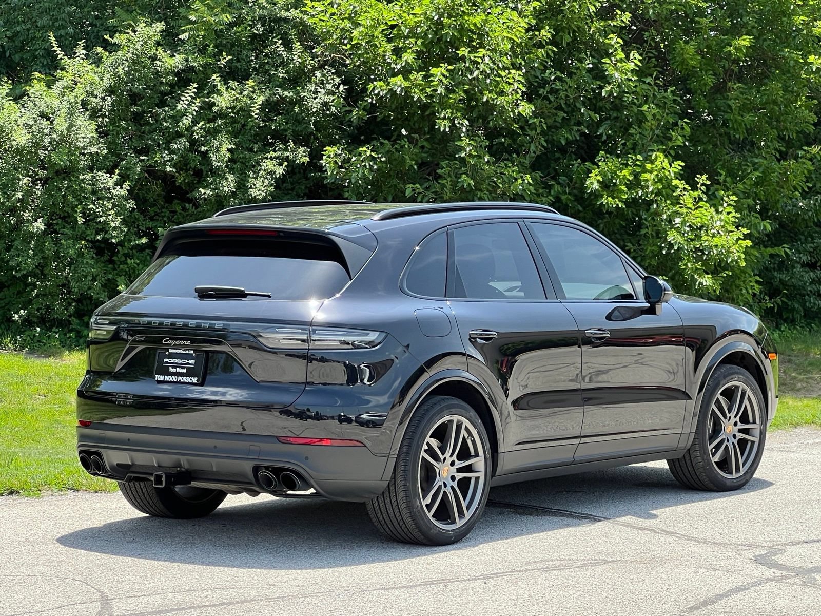Certified 2022 Porsche Cayenne Platinum Edition AWD/4WD image 6