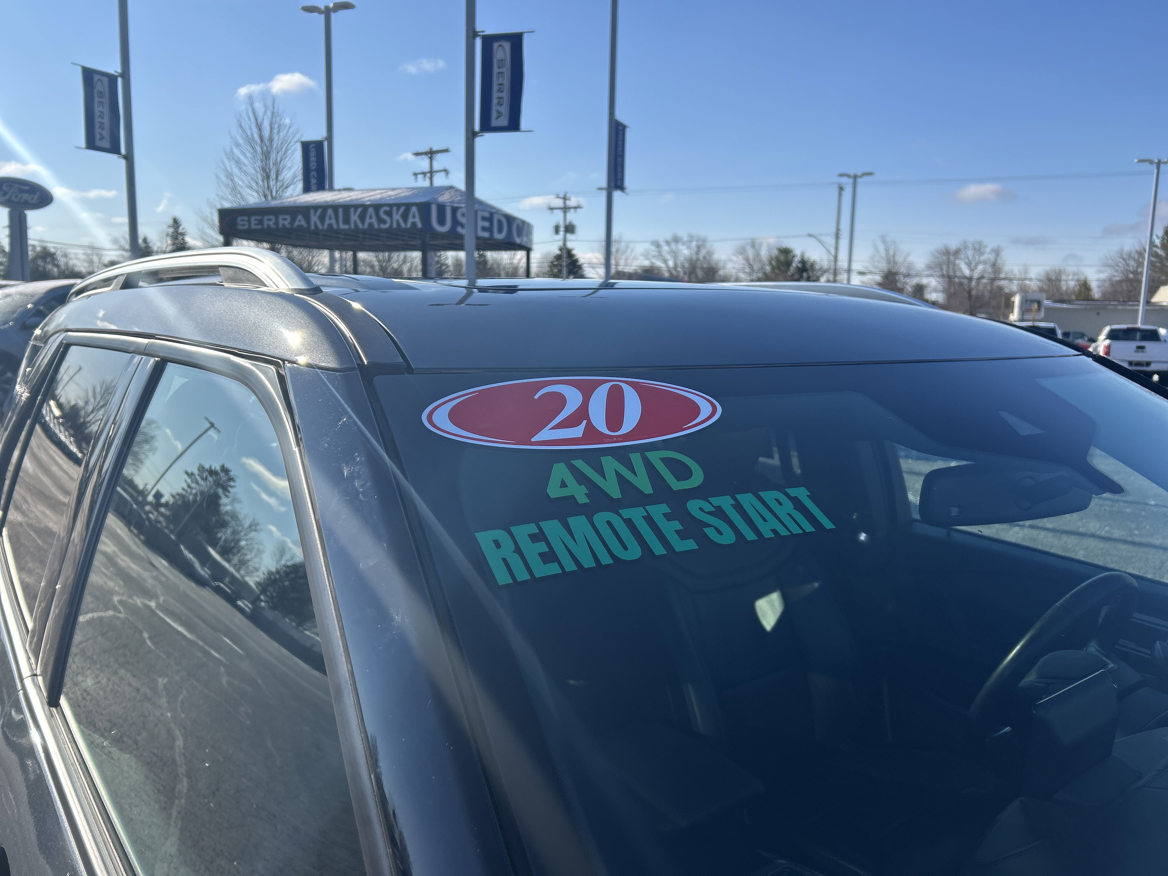 Used 2020 Ford Explorer Platinum w/ Premium Technology Package image 29