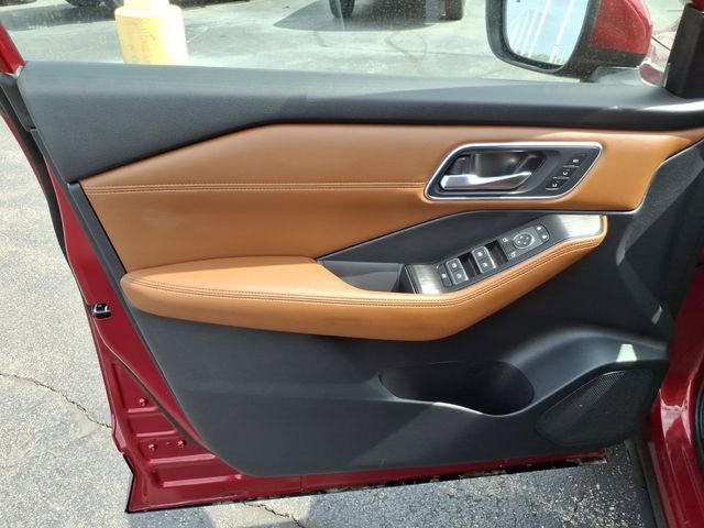 Certified 2026 Nissan Rogue Platinum w/ Platinum Premium Package image 21