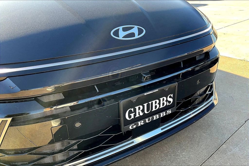 New 2025 Hyundai Sonata Limited image 37