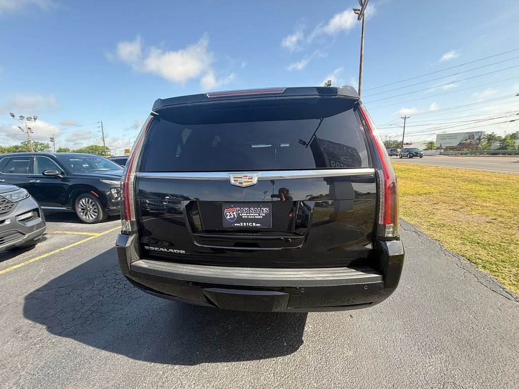 Used 2016 Cadillac Escalade Platinum AWD/4WD image 4