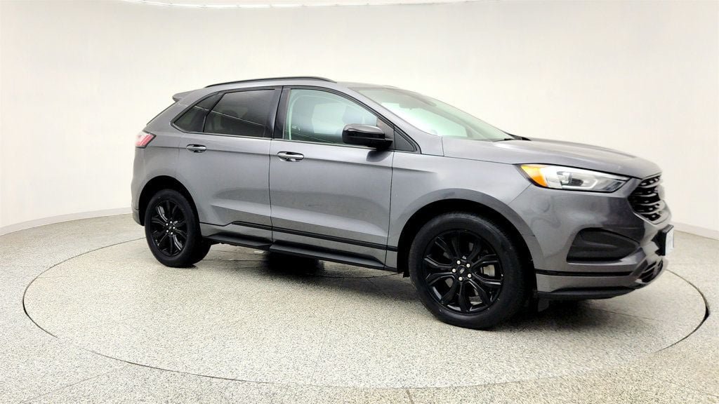 Used 2022 Ford Edge SE w/ Black Appearance Package AWD/4WD image 3