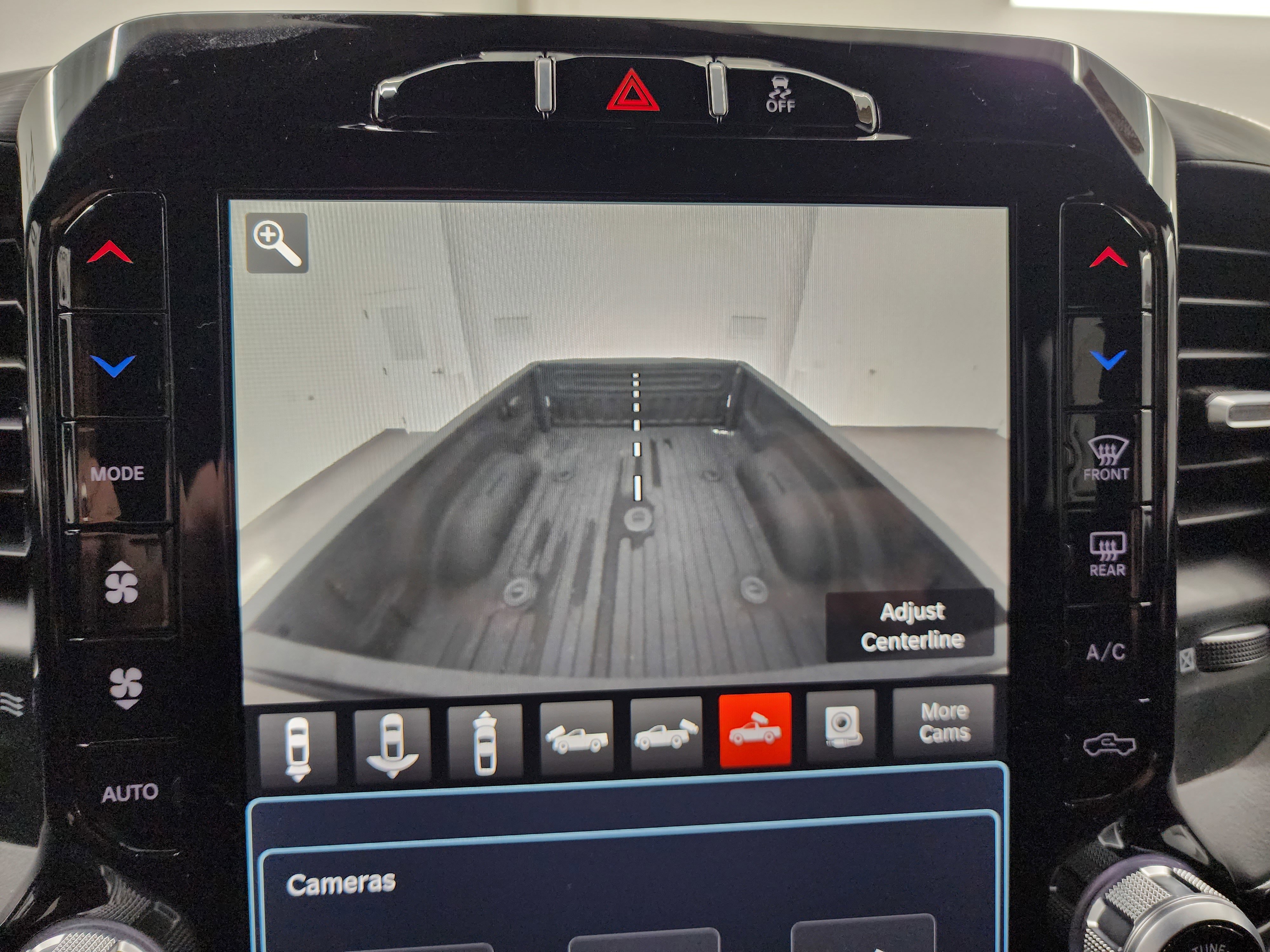 Used 2024 RAM 2500 Rebel w/ Towing Technology Group image 15