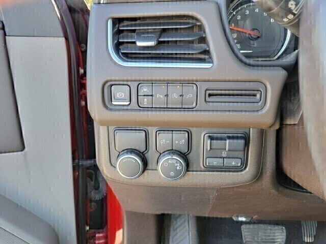Used 2021 Chevrolet Suburban LT w/ LT Signature Package RWD image 23