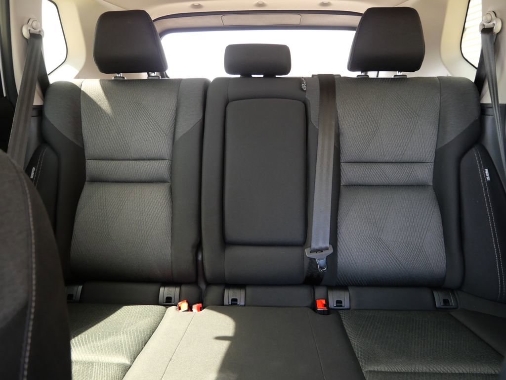 Used 2024 Nissan Rogue SV AWD/4WD image 17