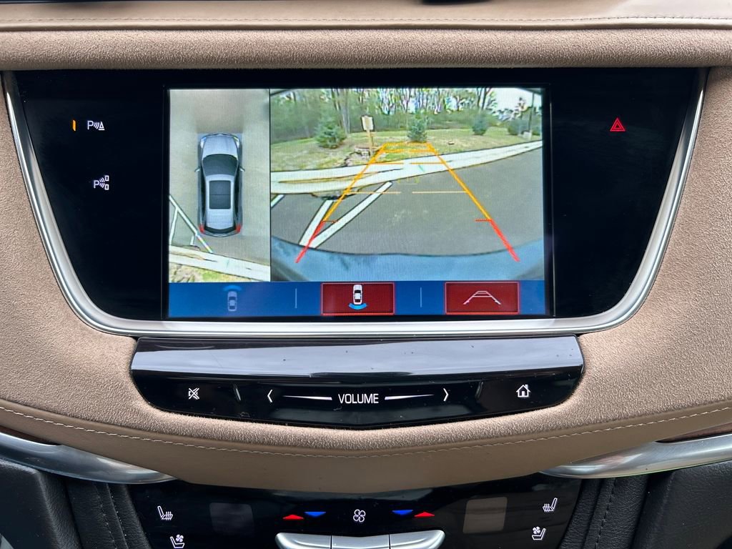 Used 2018 Cadillac XT5 Platinum w/ Driver Assist Package AWD/4WD image 31