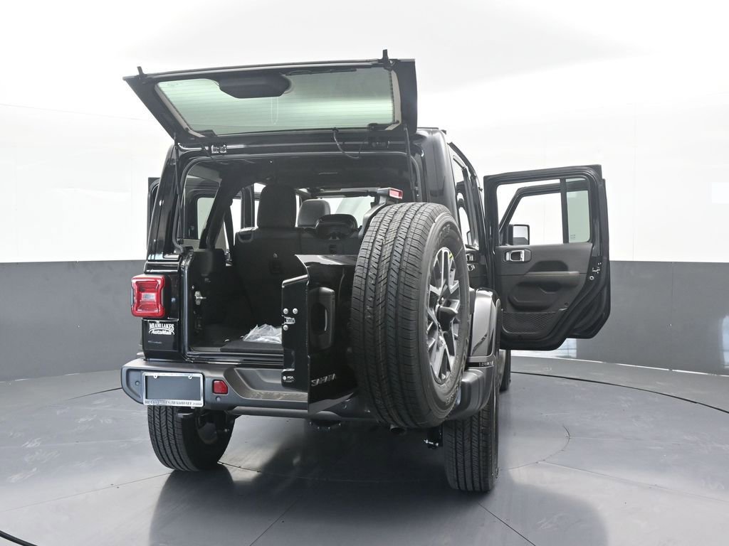 New 2026 Jeep Wrangler Sahara image 72
