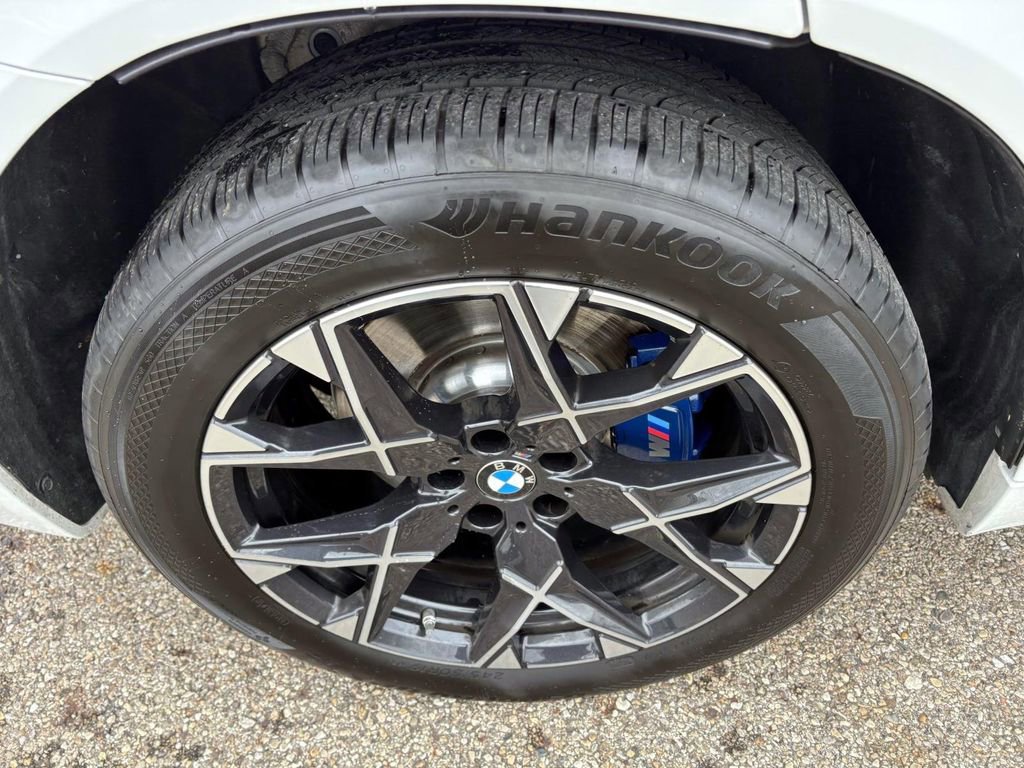 Certified 2025 BMW X3 xDrive30i w/ M Sport Package image 10