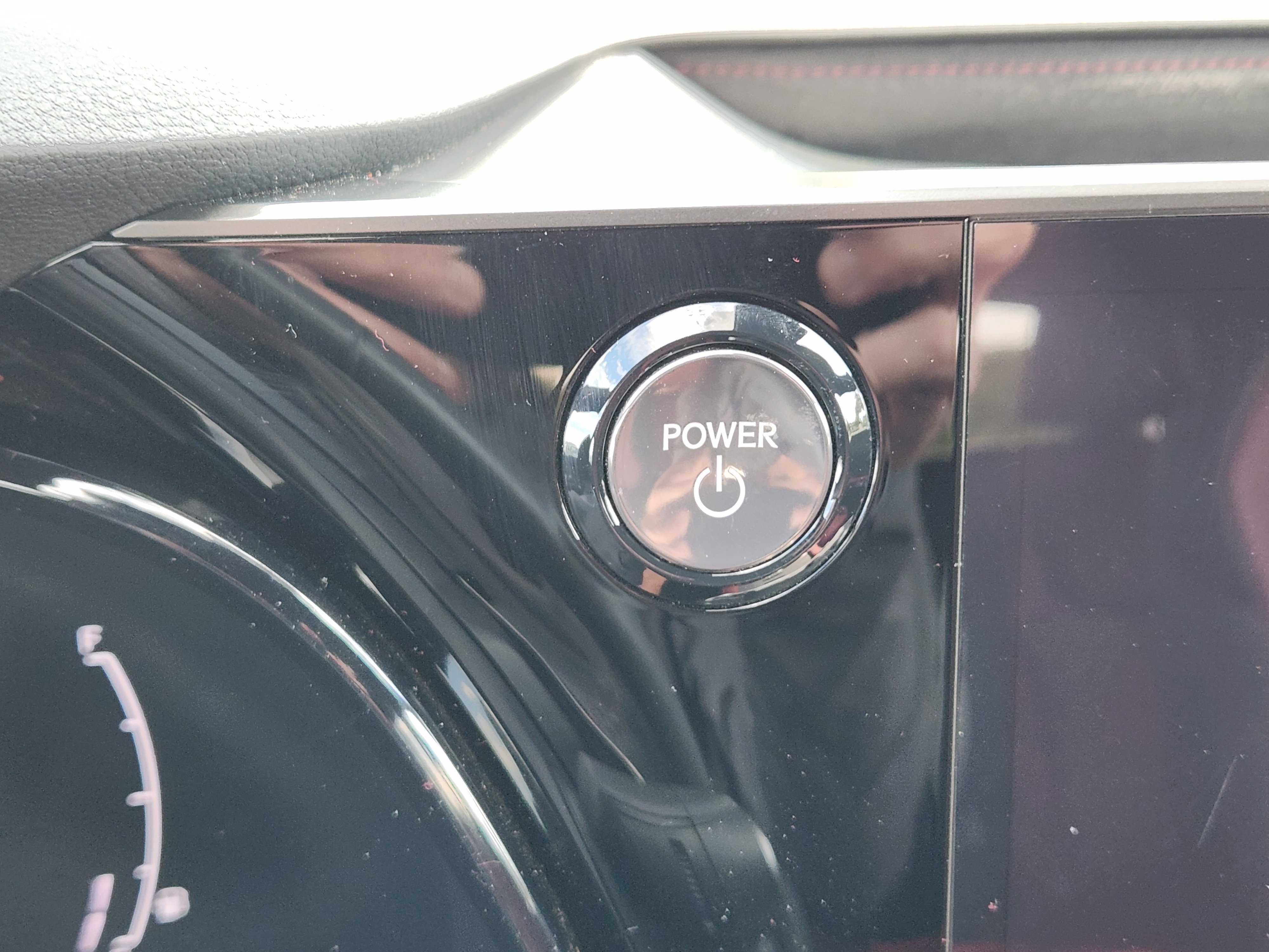 Used 2024 Lexus RX 500h F Sport image 21