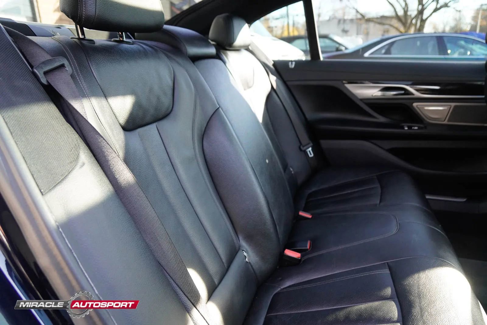 Used 2018 BMW 740i w/ M Sport Package image 35