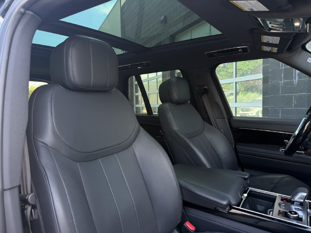 Used 2023 Land Rover Range Rover SE AWD/4WD image 47