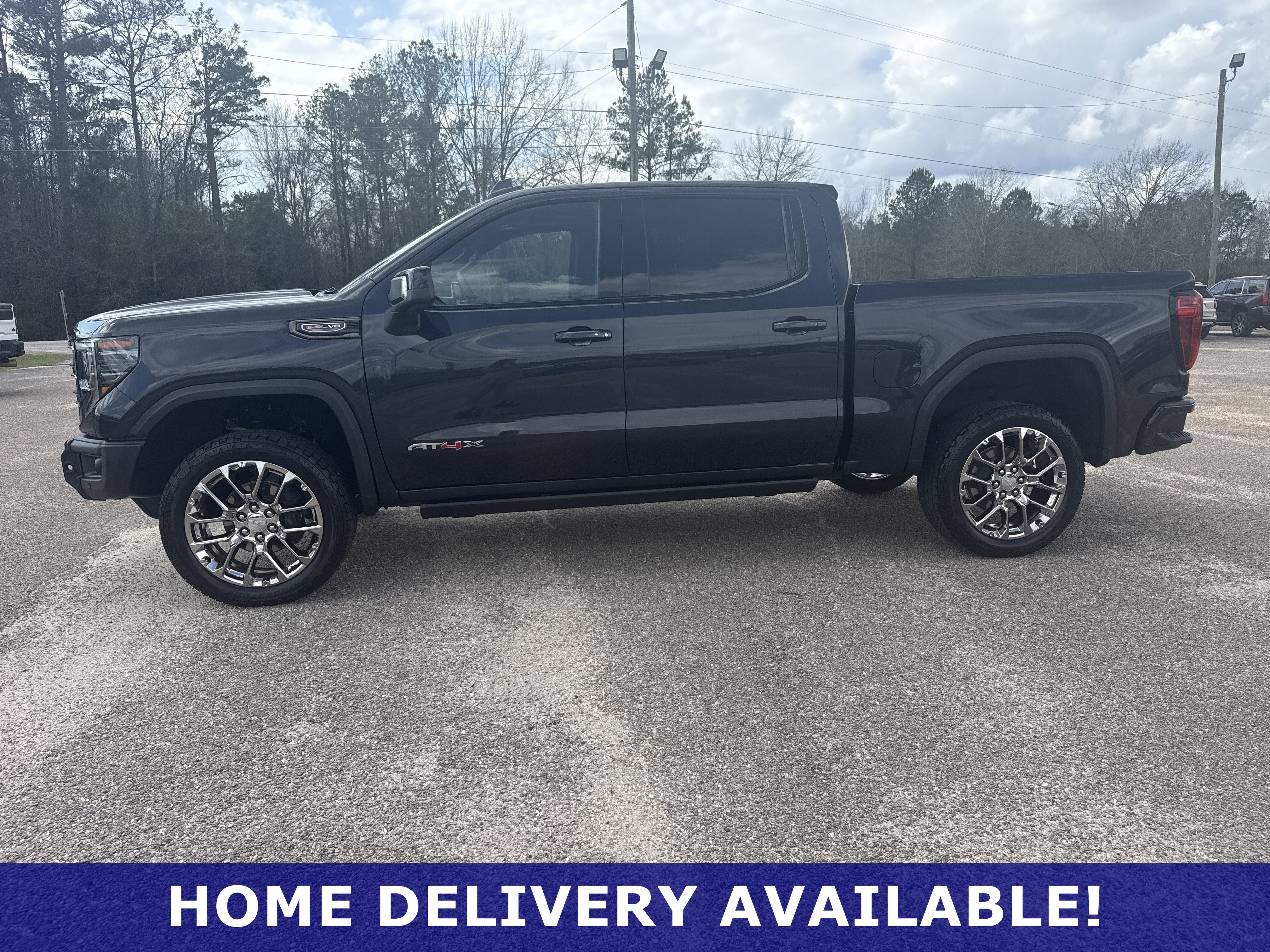 Used 2025 GMC Sierra 1500 AT4X image 11