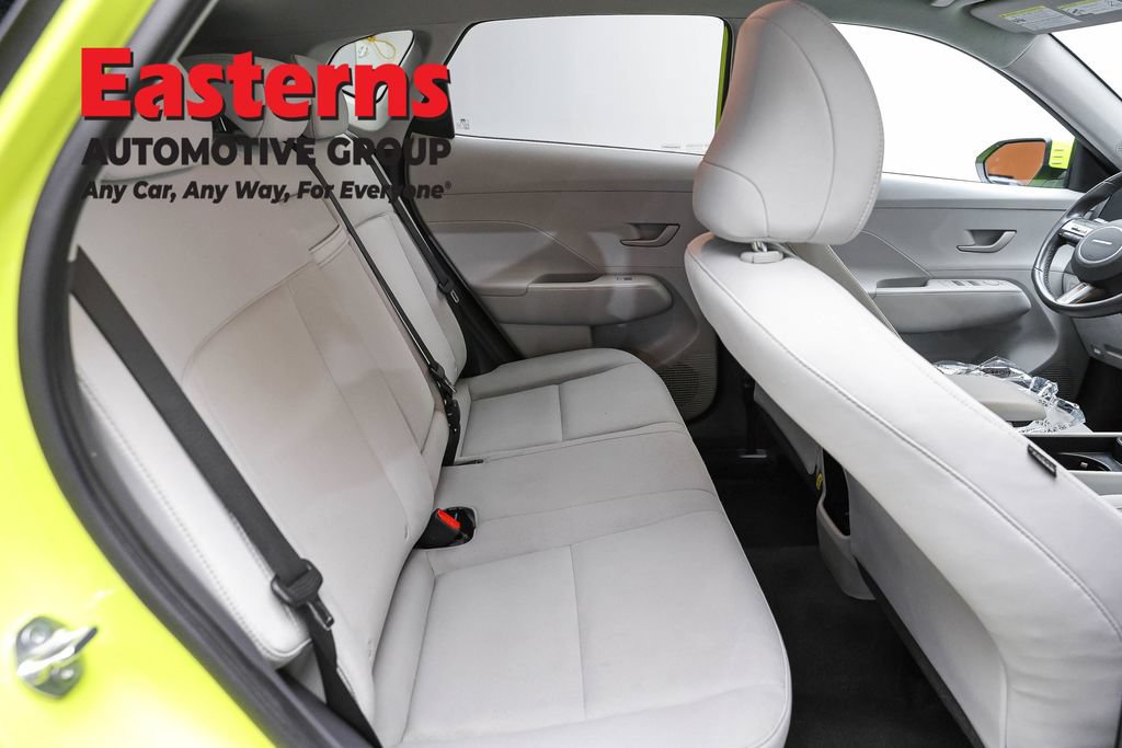 Used 2024 Hyundai Kona SEL FWD image 23