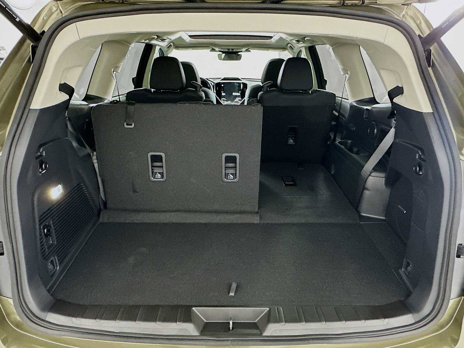 New 2025 Subaru Ascent Limited image 25