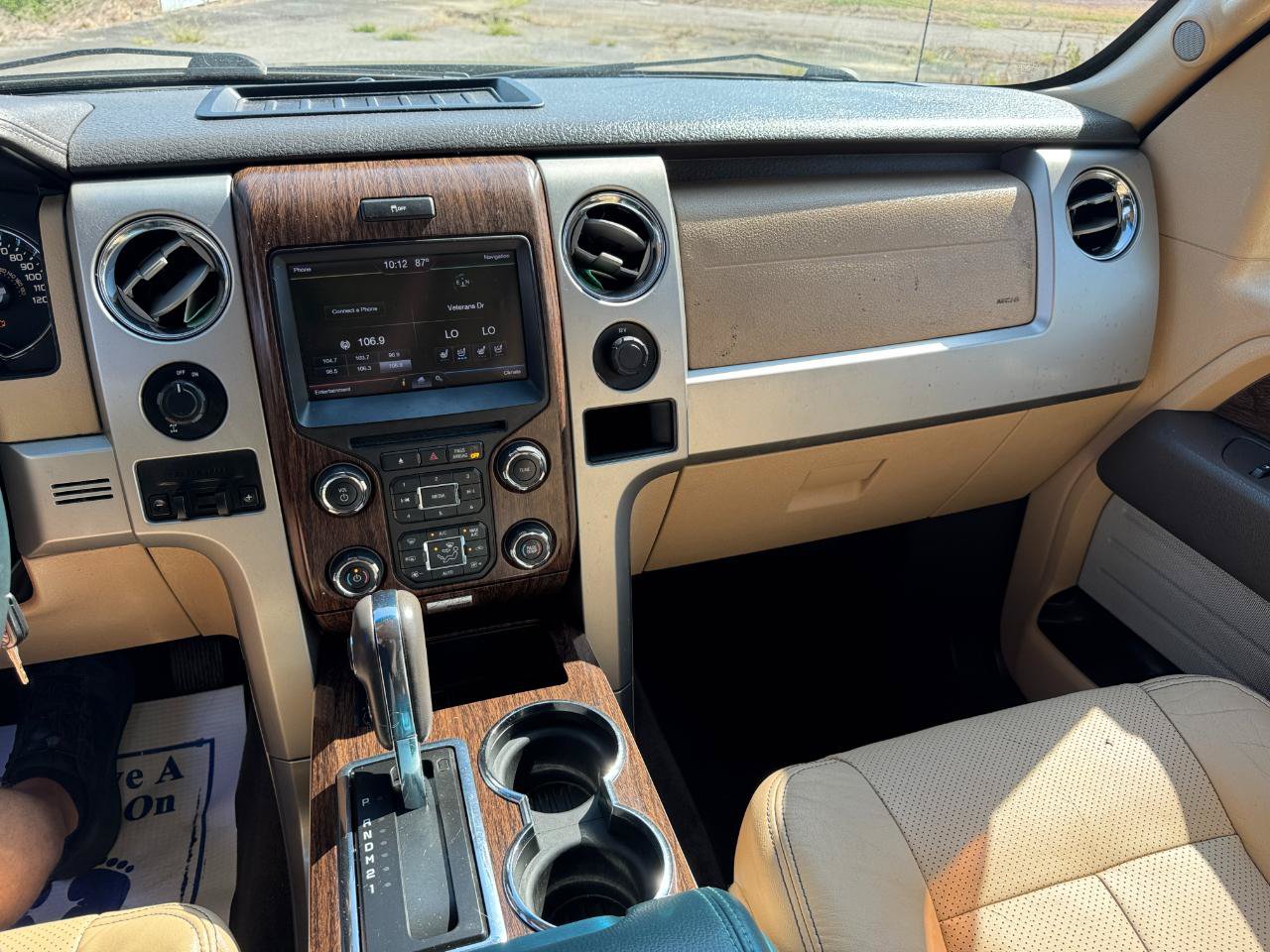 Used 2013 Ford F150 Lariat w/ Mid Equipment Group RWD image 32