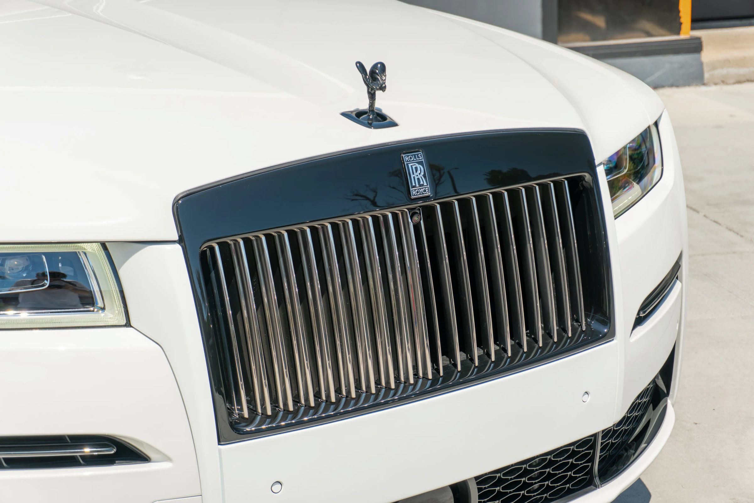 Used 2023 Rolls-Royce Ghost Black Badge w/ Black Badge Ghost Package AWD/4WD image 36