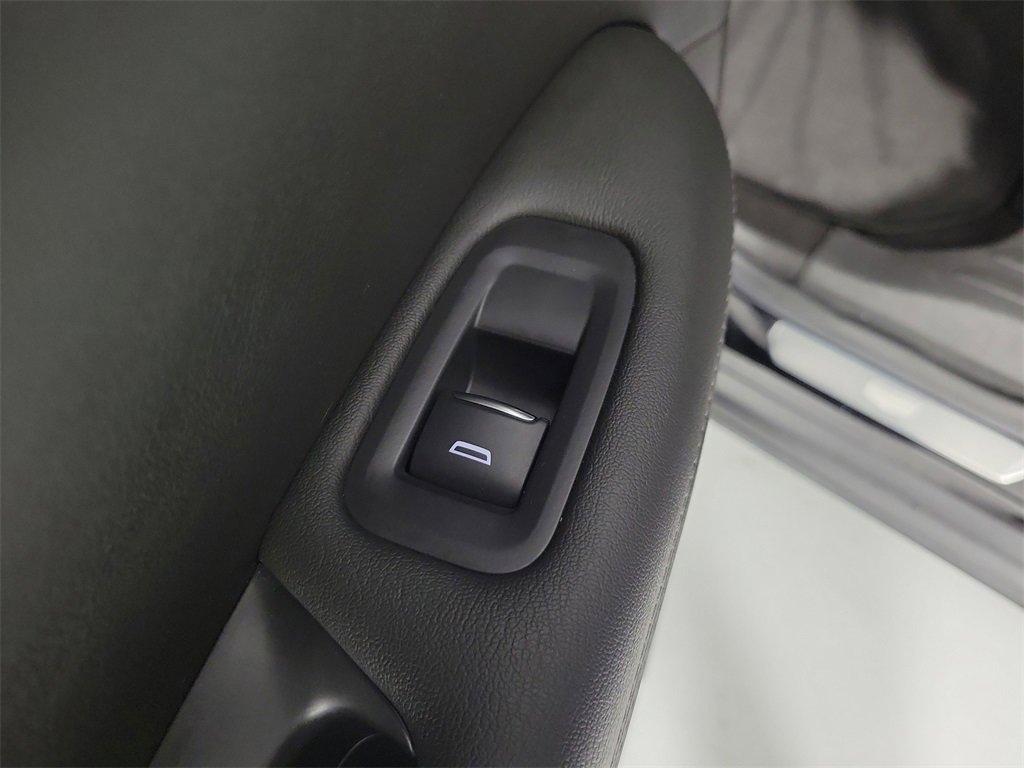 Certified 2023 Cadillac XT6 Premium Luxury image 15