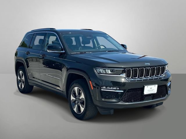 Used 2023 Jeep Grand Cherokee 4WD 4xe w/ Luxury Tech Group II image 25