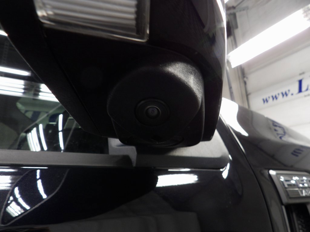 Used 2023 Ford F150 Lariat w/ Equipment Group 502A High image 44