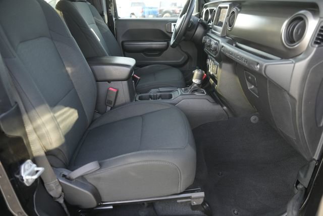 Used 2019 Jeep Wrangler Sport S image 14