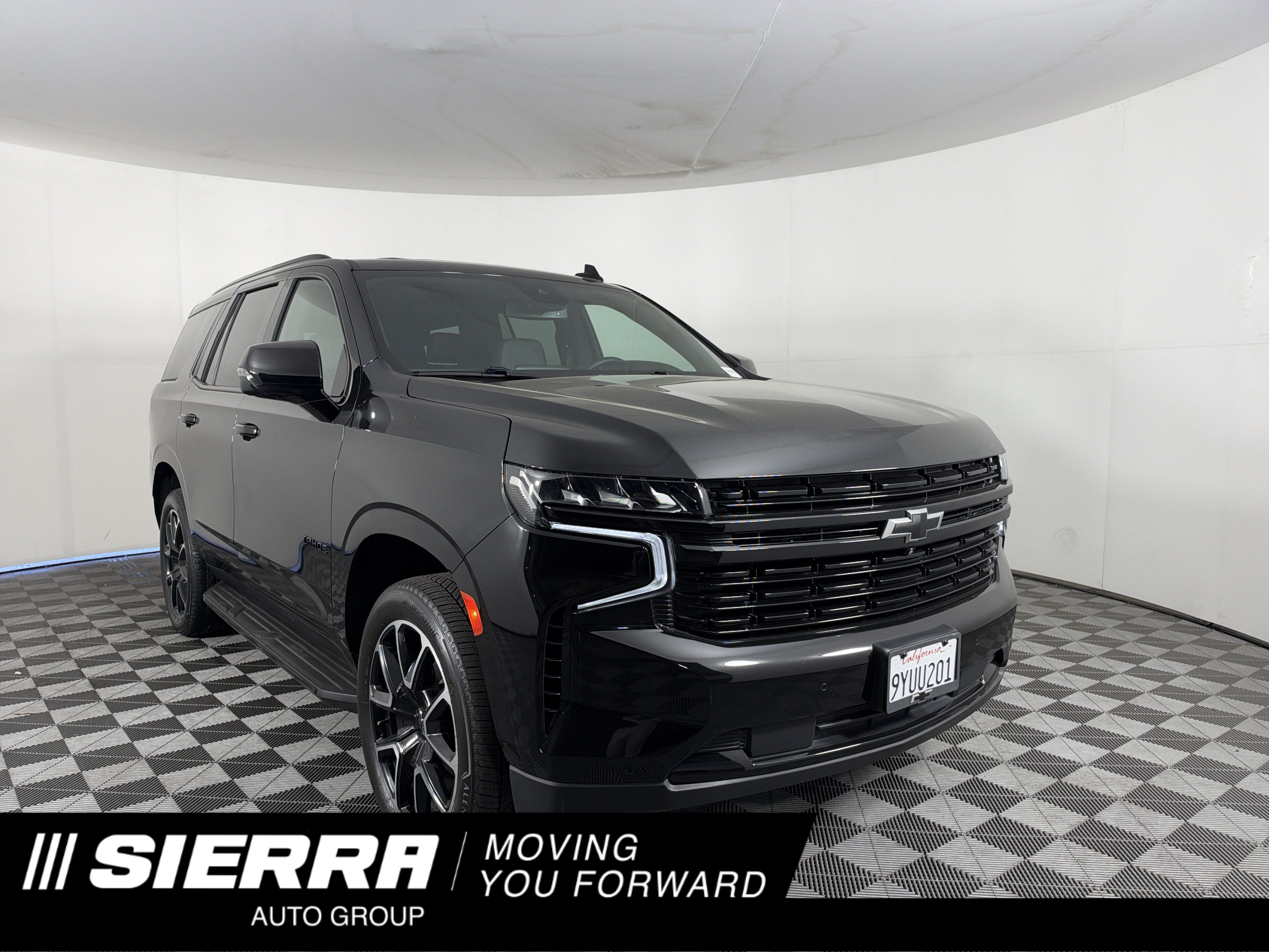 Used 2024 Chevrolet Tahoe RST w/ Luxury Package AWD/4WD image 1