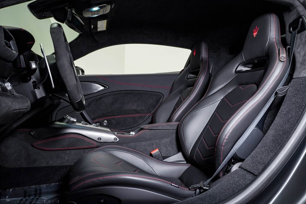 Certified 2023 Maserati MC20 Coupe RWD image 21