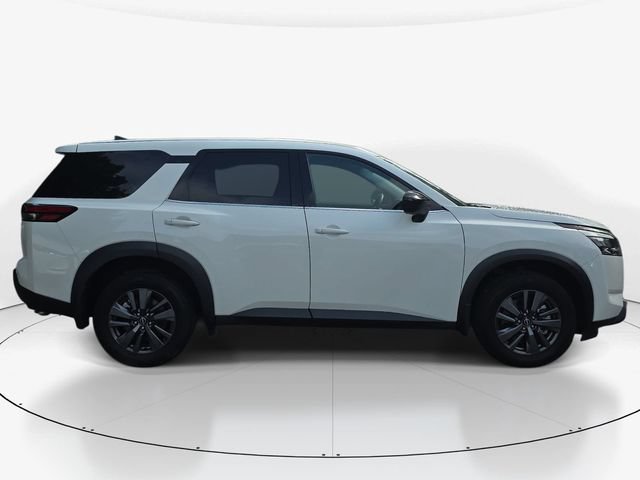 Used 2024 Nissan Pathfinder S FWD image 4