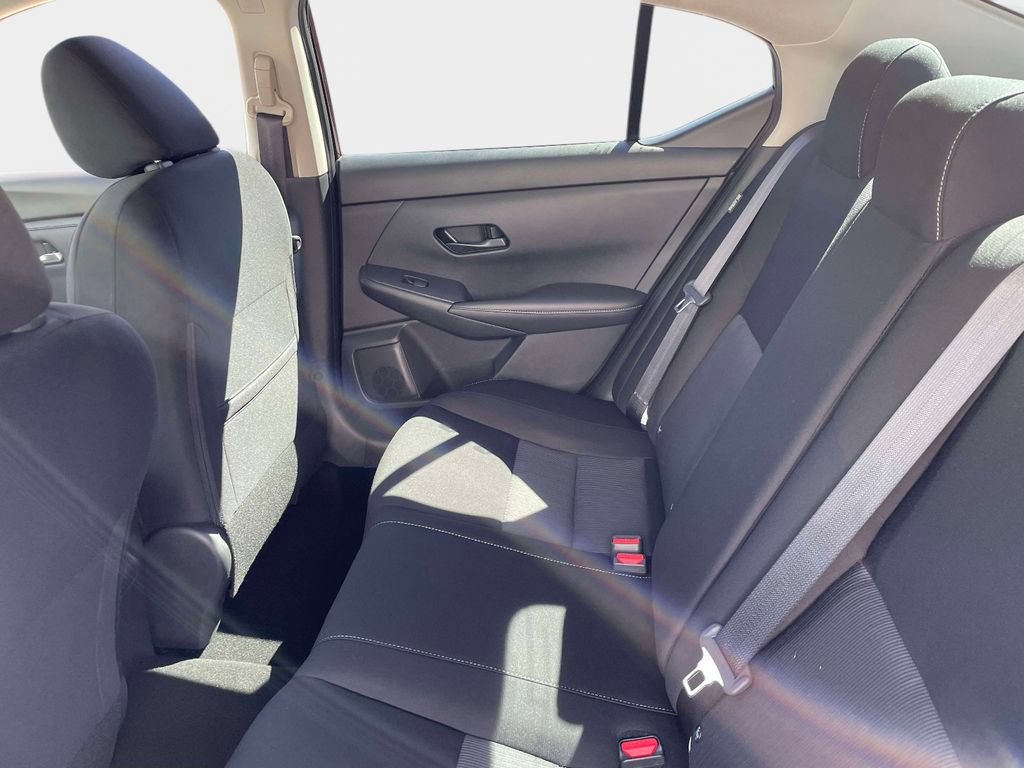 Used 2024 Nissan Sentra SV FWD image 16