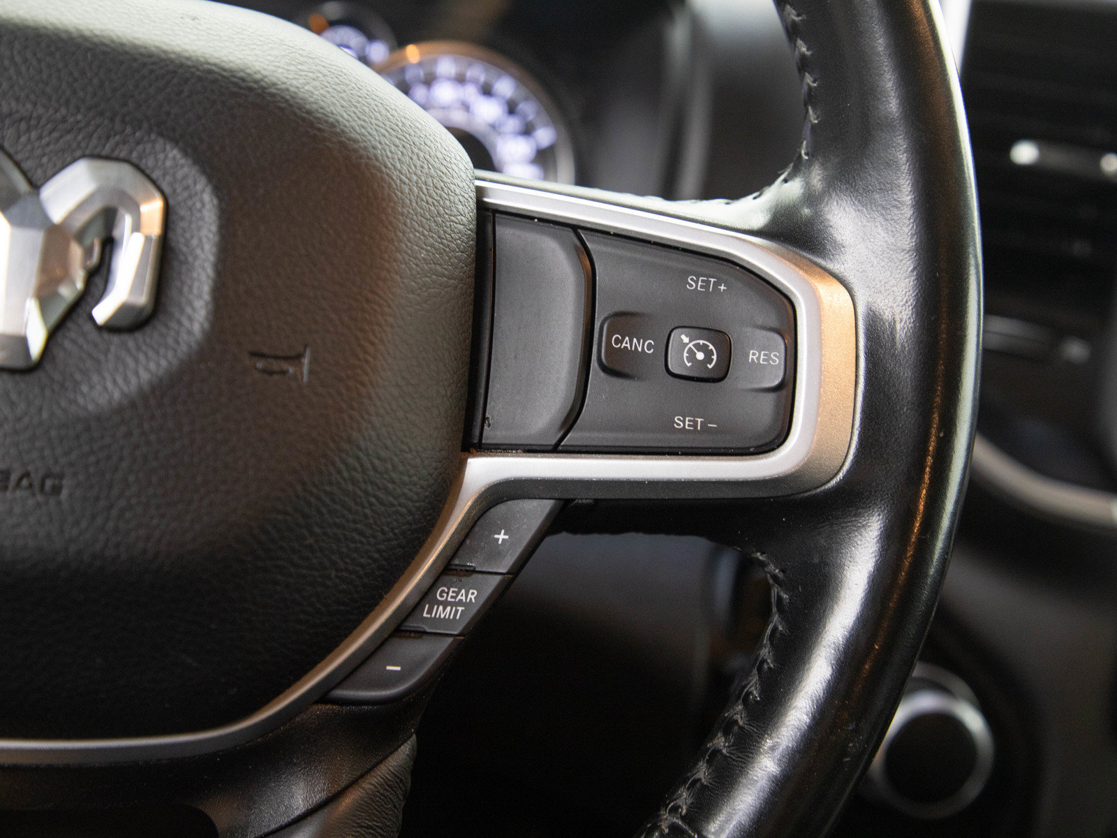 Used 2022 RAM 1500 Big Horn AWD/4WD image 25