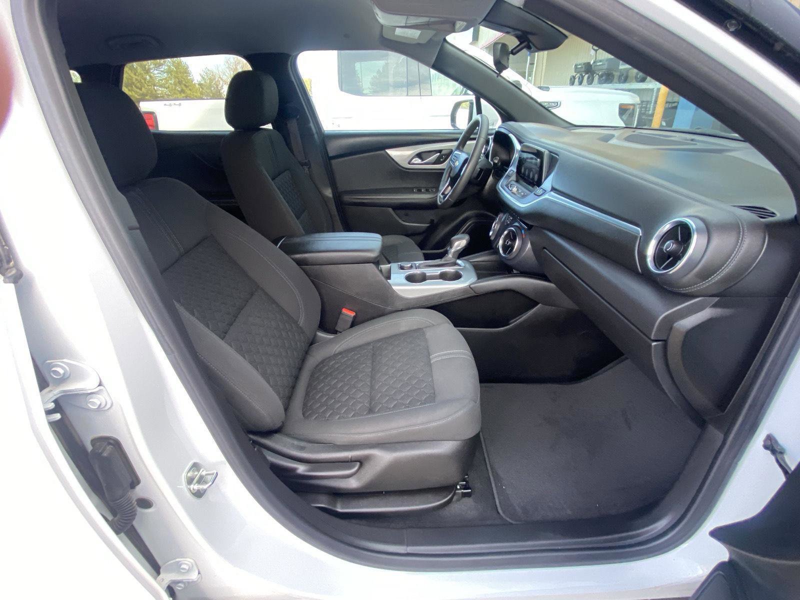 Used 2022 Chevrolet Blazer LT image 16