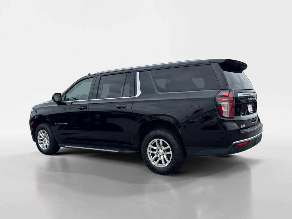 Used 2022 Chevrolet Suburban LT image 4