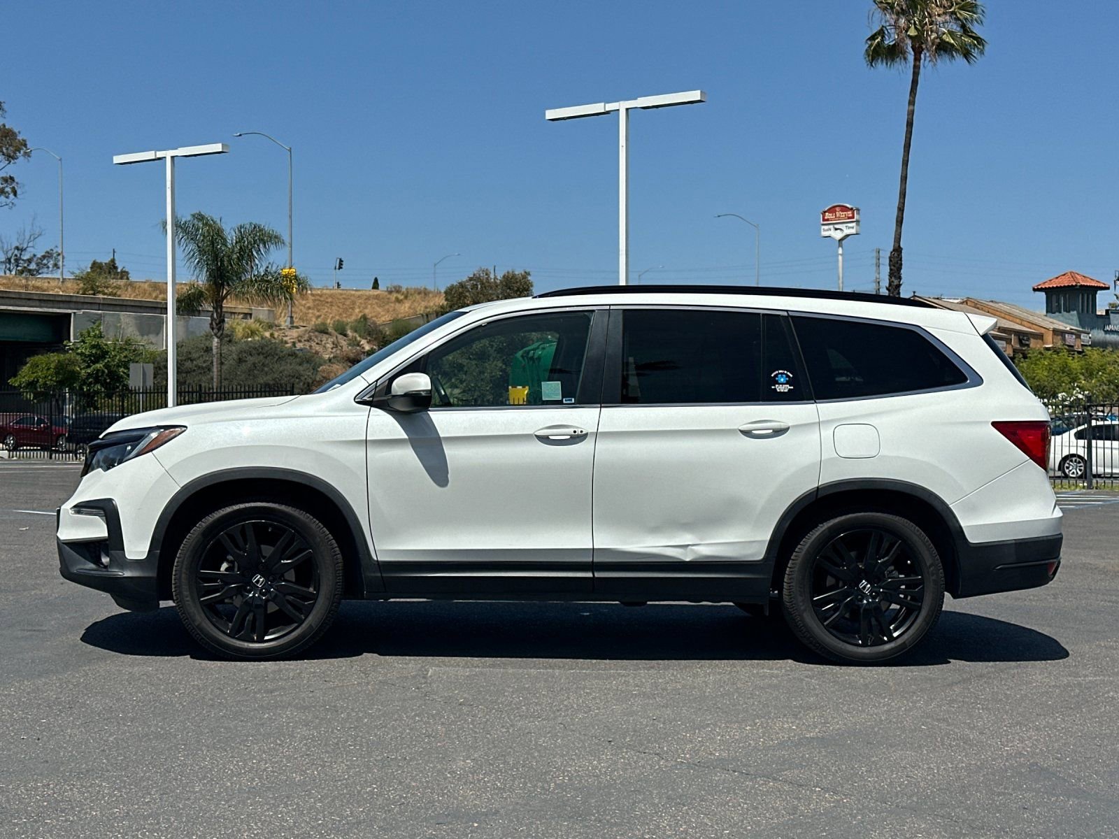 Used 2021 Honda Pilot Special Edition image 2