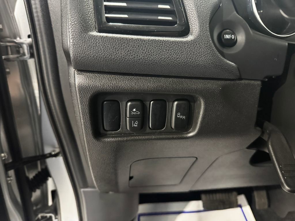 Used 2022 Mitsubishi Outlander Sport SE image 34