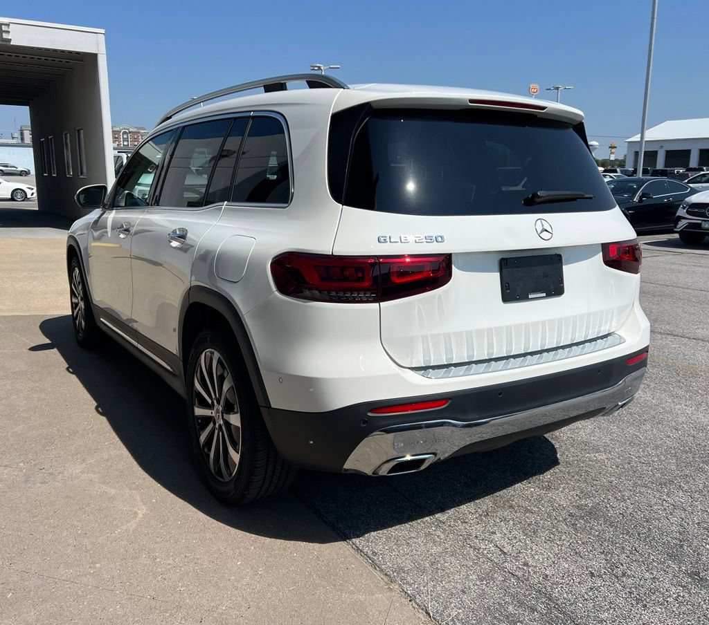 Used 2022 Mercedes-Benz GLB 250 image 5
