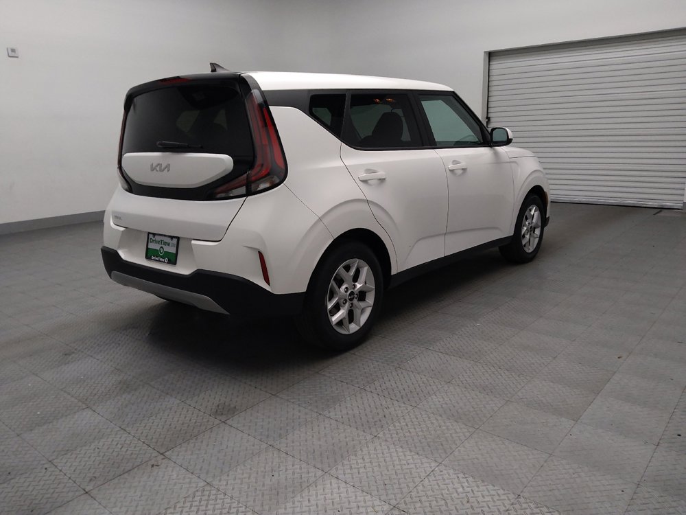 Used 2024 Kia Soul LX w/ Option Group 015 image 9