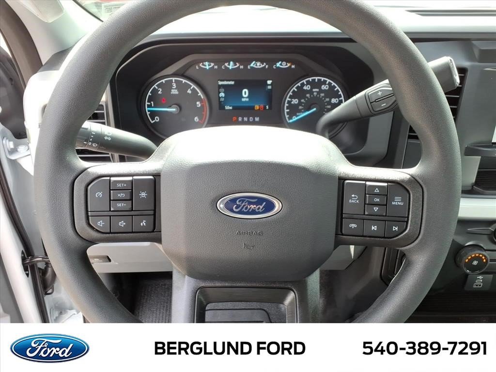 New 2026 Ford F550 4x4 Regular Cab Super Duty image 11