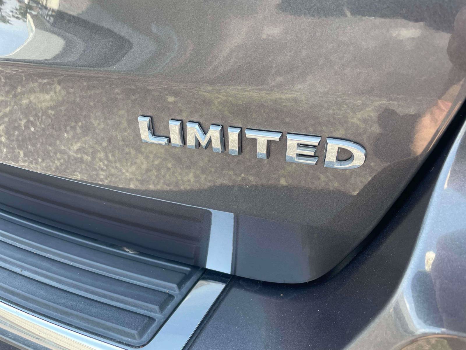 Used 2018 Jeep Grand Cherokee Limited RWD image 9