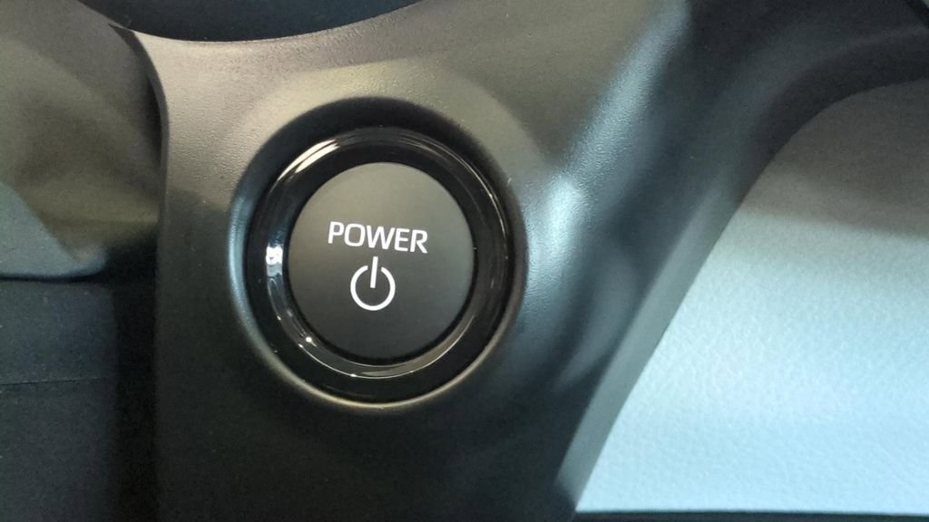 New 2026 Toyota Sienna XLE FWD image 23