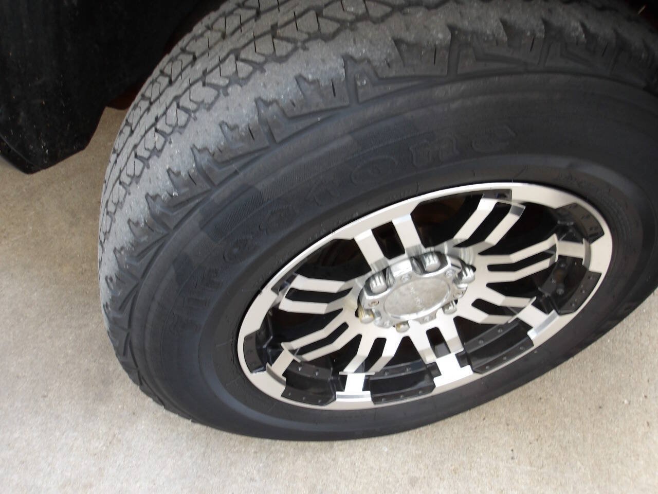 Used 2005 Chevrolet Silverado 1500 W/T RWD image 32