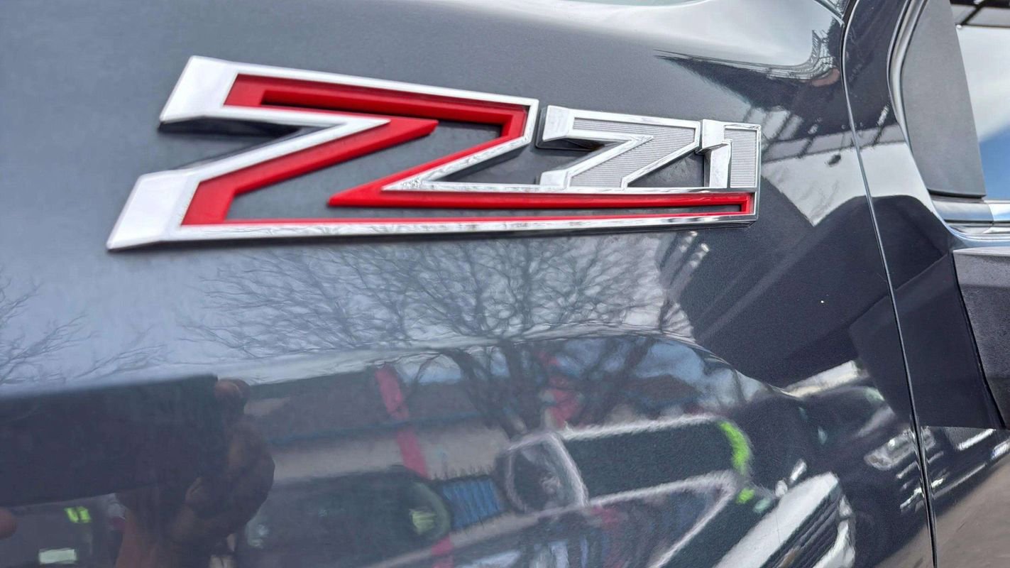 Used 2020 Chevrolet Silverado 2500 LTZ w/ LTZ Premium Package image 19