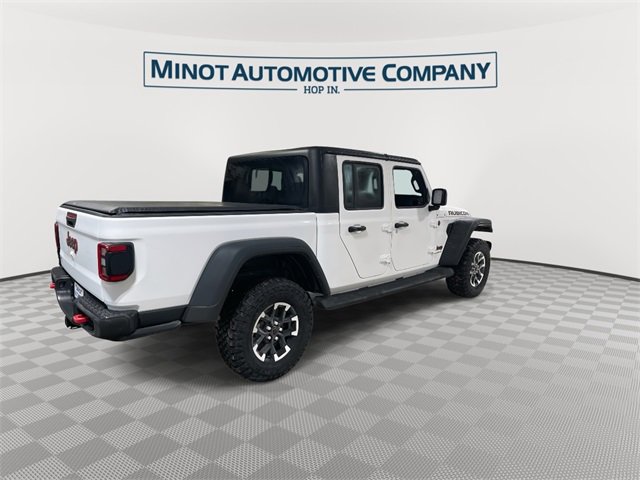 Certified 2024 Jeep Gladiator Rubicon w/ Convenience Group image 8