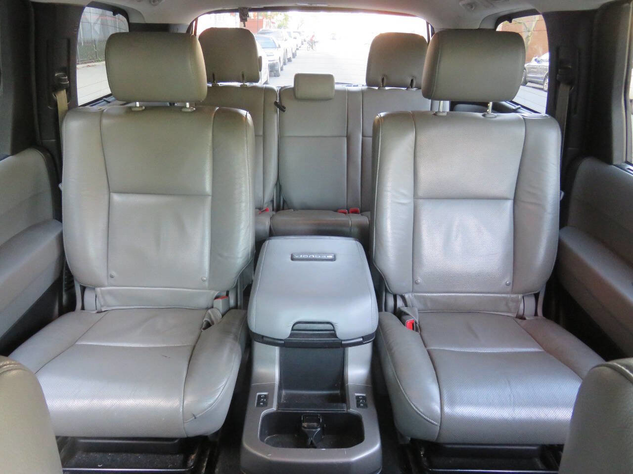 Used 2016 Toyota Sequoia Platinum image 23