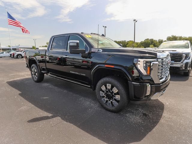 New 2026 GMC Sierra 2500 Denali w/ Denali Reserve Package AWD/4WD image 12