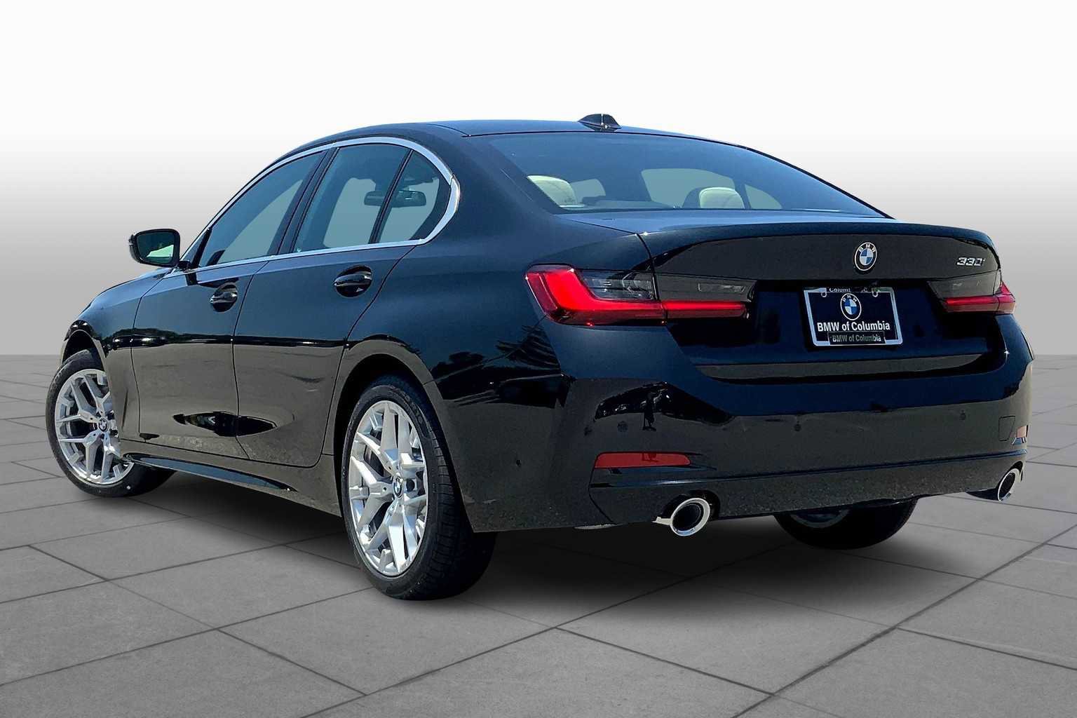 Used 2025 BMW 330i Sedan w/ Convenience Package image 12