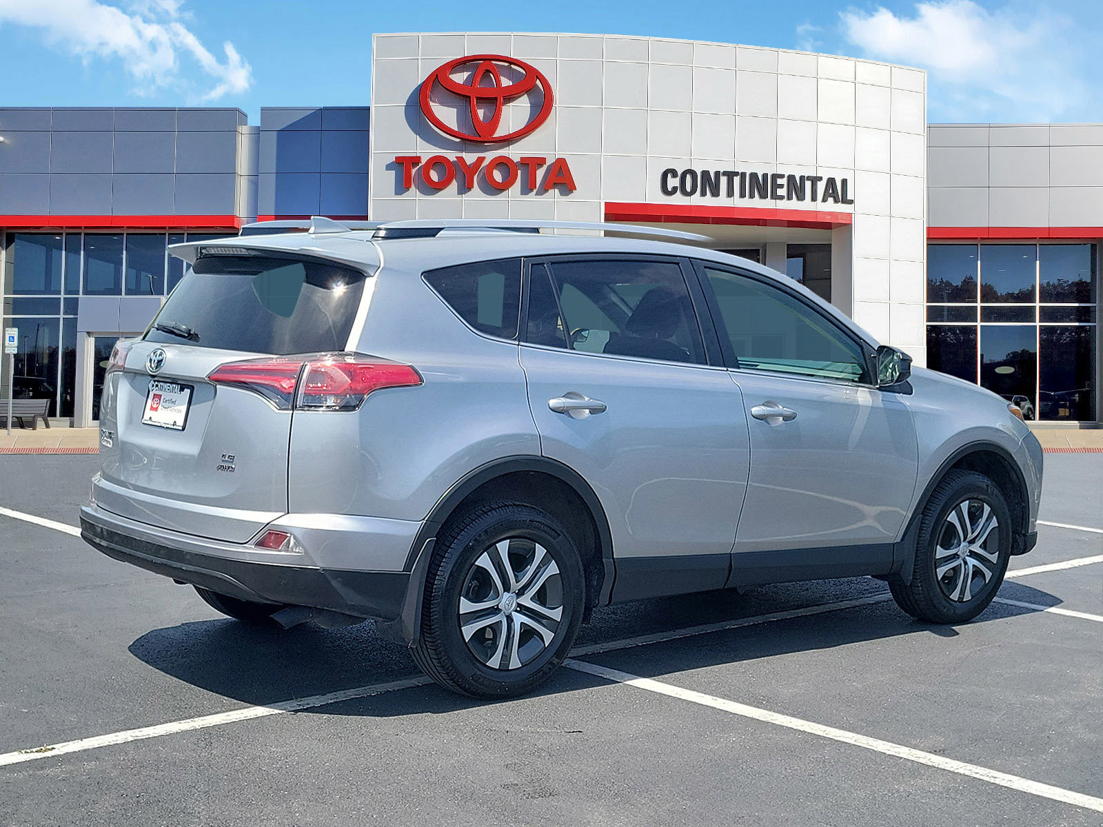Certified 2018 Toyota RAV4 LE w/ All Weather Liner Package AWD/4WD image 5