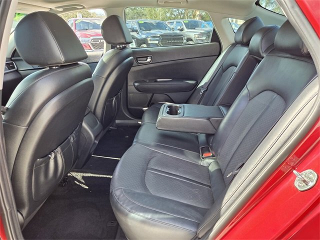 Used 2020 Kia Optima SE image 12